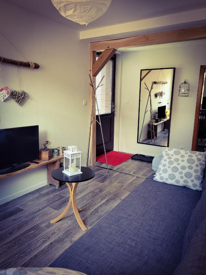 A La Forge Apartment